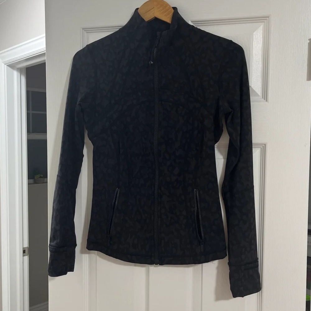 SOLD lululemon define jacket